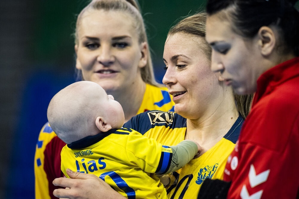 Bella Gullden, Linus Persson et Lias