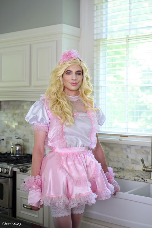 Petite handsome first time sissy