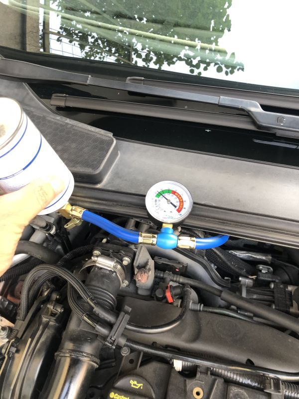 Set Di 4 Tappi Valvole Aria Condizionata Auto - Ricambio Per R134a