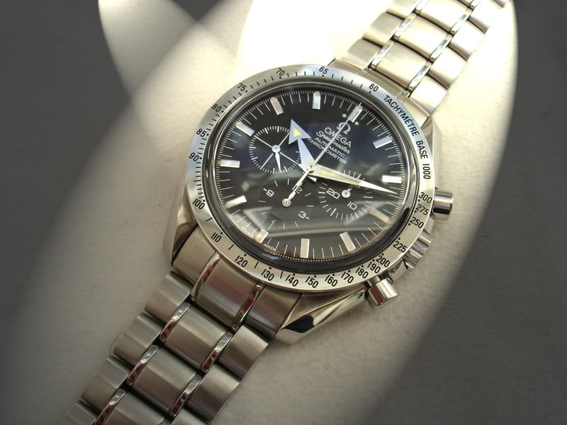 Omega Speedmaster Professional o Broad arrow ?