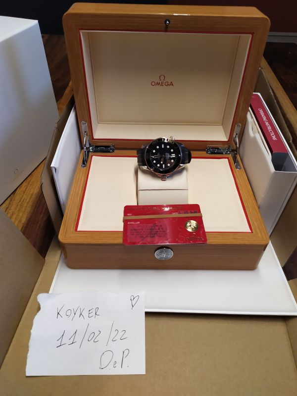 Omega Seamaster diver 300M acciaio e oro rosa | Klockspan