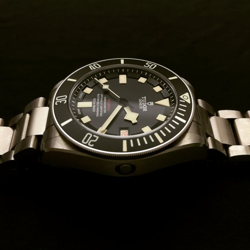 Omega seamaster diver 300m vs Tudor pelagos lhd