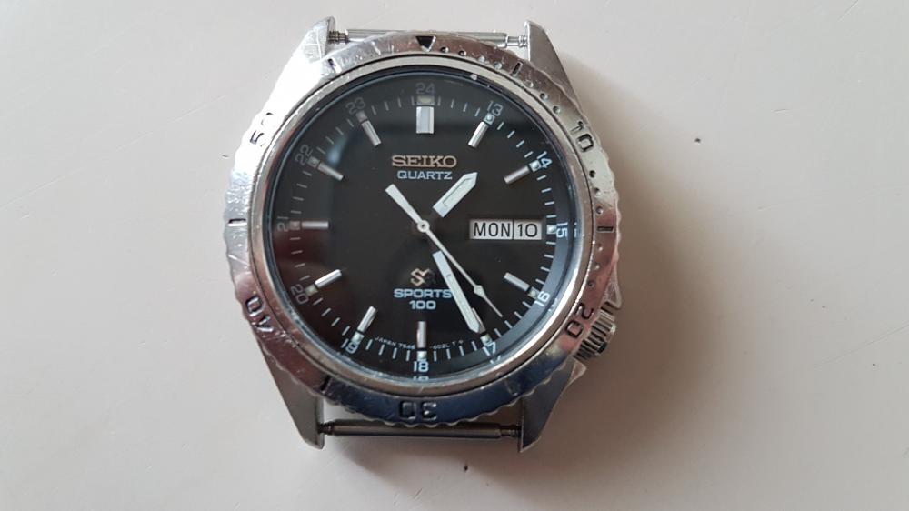 seiko quartz sports 100 alarm chronograph