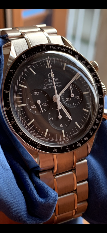 new omega moonwatch 2021