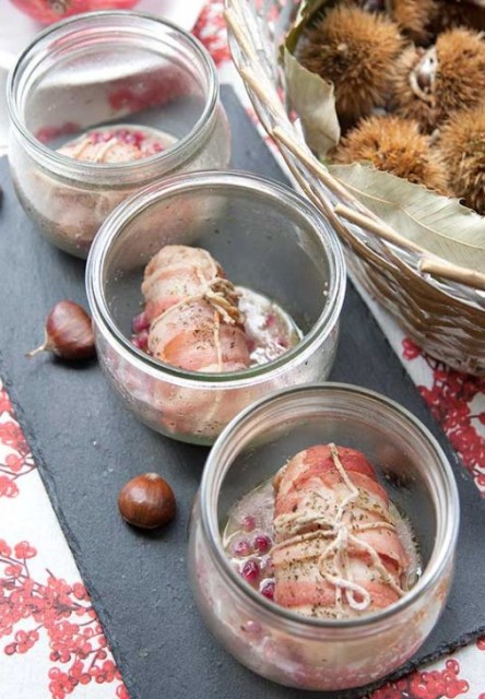 INVOLTINI DI TACCHINO CON RICOTTA, CASTAGNE E MELOGRANO IN VASOCOTTURA