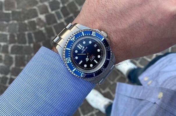 Lorenz Abyss LZ030036AA L homage Rolex che affratella perfino con i suoi limiti. cinesi