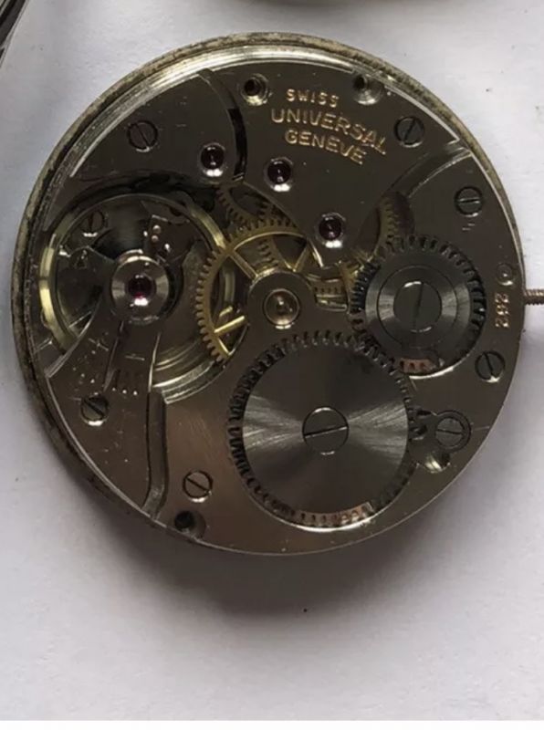 Universal Geneve Opinioni quadrante