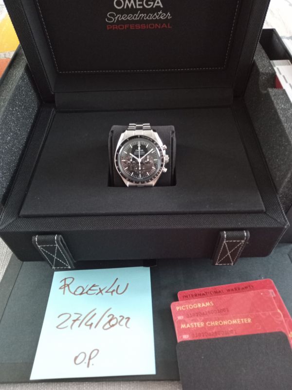 VENDUTO] Vendo Omega Speedmaster Moonwatch vetro esalite ref  310.30.42.50.01.001