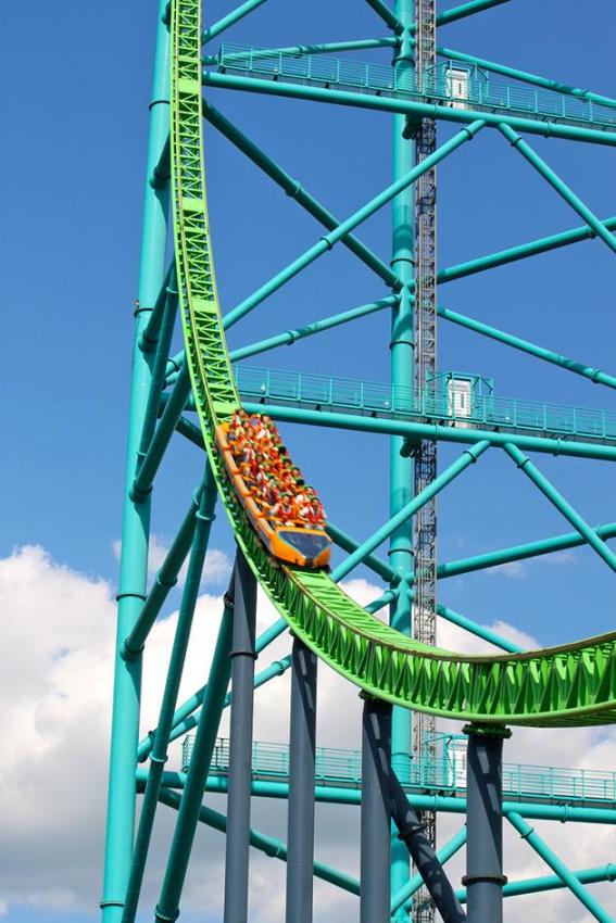 IL KINGDA KA, LE MONTAGNE RUSSE PIÙ ALTE DEL MONDO IL KINGDA KA, LE MONTAGNE RUSSE PIÙ ALTE DEL MONDO