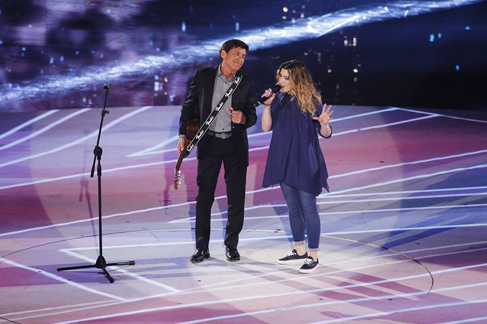 Paola Turci Canta Tu Si Na Cosa Grande