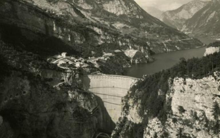 Diga Del Vajont Prima E Dopo LA TRAGEDIA DEL VAJONT: LA STORIA E LE FOTO STORICHE