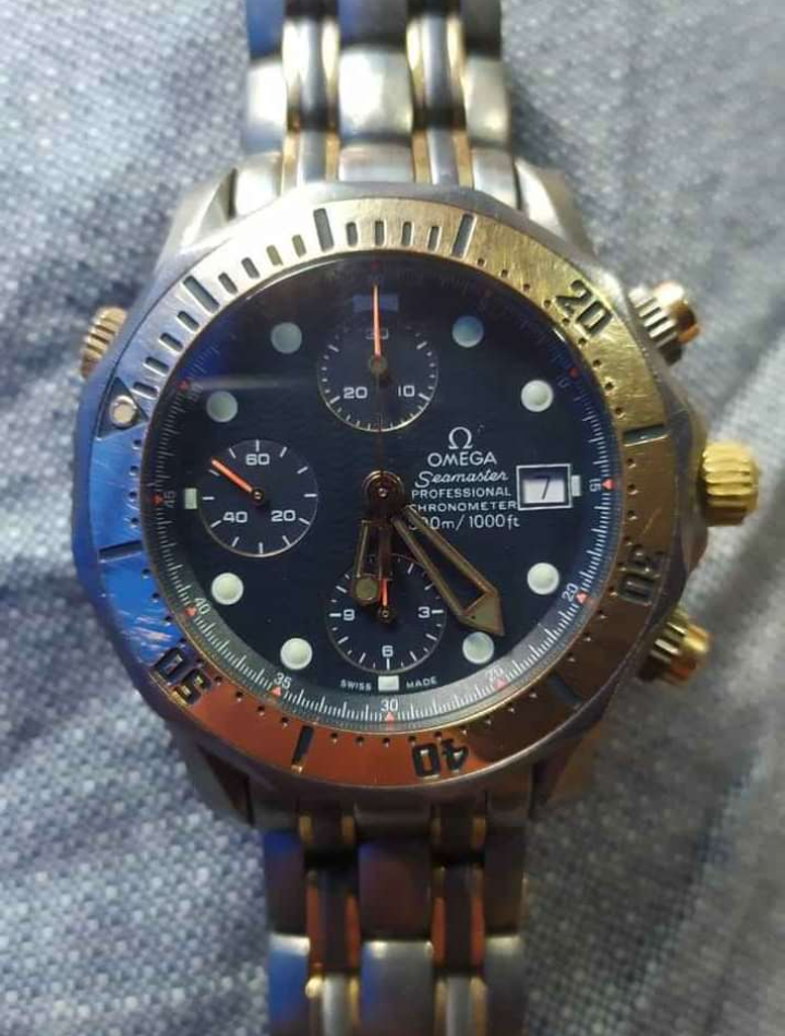 Omega Seamaster 300M Chronograph 18K Gold Titanium : vero o contraffatto?